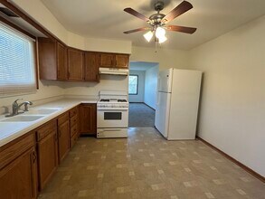 207 N Lord Ave in Carpentersville, IL - Building Photo - Building Photo