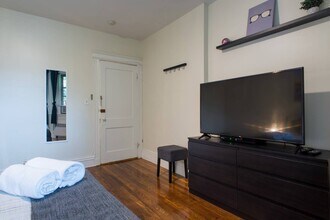 1154 Boylston St, Unit 6 in Boston, MA - Foto de edificio - Building Photo
