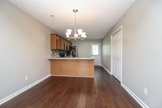 925 Sky Valley Trail in Smyrna, TN - Building Photo - Building Photo