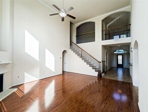 6026 Oxford Lake Dr in Rosenberg, TX - Building Photo - Building Photo