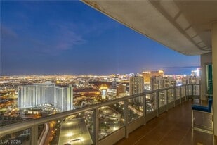 322 E Karen Ave in Las Vegas, NV - Building Photo