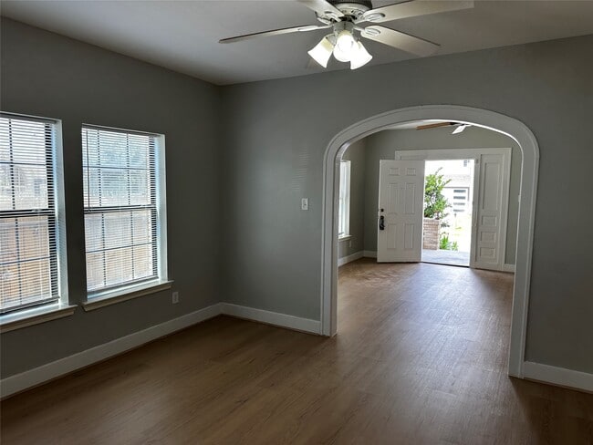 property at 2910 Wichita St