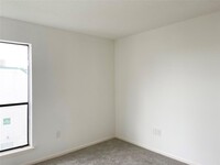 2816 S Bartell Dr photo'