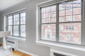 2740 Hampton Pkwy in Evanston, IL - Building Photo - Building Photo
