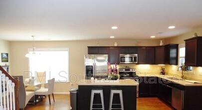 37 Maravista Ave in Greenville, SC - Building Photo - Building Photo