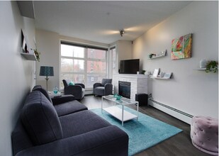 315-324 24 Ave SW in Calgary, AB - Building Photo - Building Photo