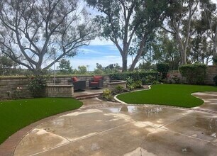 23806 Lagarto in Mission Viejo, CA - Foto de edificio - Building Photo