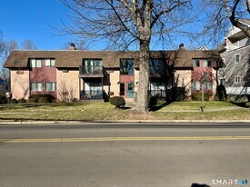 76 Maple Tree Ave in Stamford, CT - Building Photo