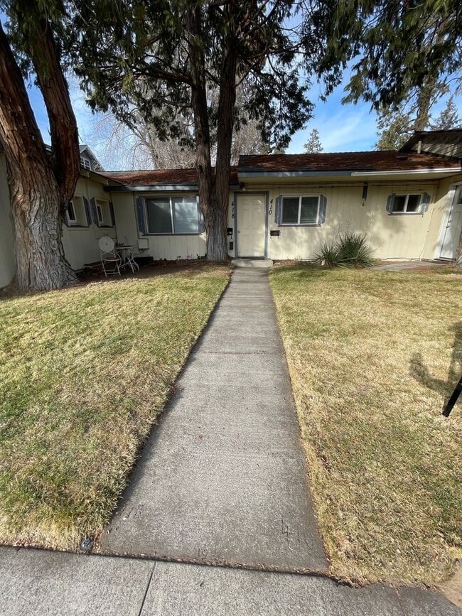 property at 410 NW Newport Ave