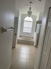 601 SW Grove Ave in Port St. Lucie, FL - Building Photo - Building Photo