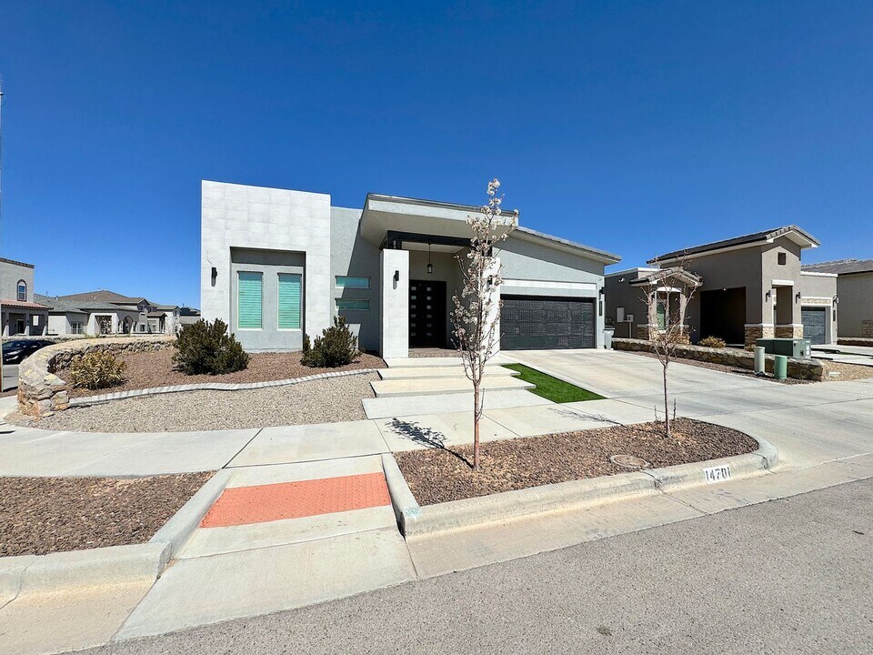 14701 Tierra Mirage Ave in El Paso, TX - Building Photo