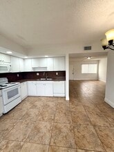 8520 SW 133rd Avenue Rd, Unit 407 in Miami, FL - Building Photo - Building Photo