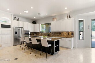 8044 E Tether Trail in Scottsdale, AZ - Building Photo - Building Photo