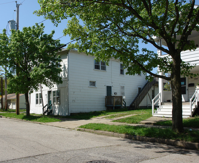 1314 Girard St in Akron, OH - Foto de edificio - Building Photo