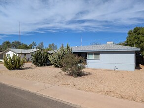 3818 E Yale St in Phoenix, AZ - Building Photo - Building Photo