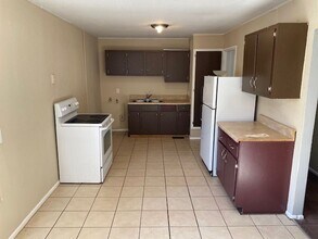 2103 Medaris Rd NW in Huntsville, AL - Building Photo - Building Photo