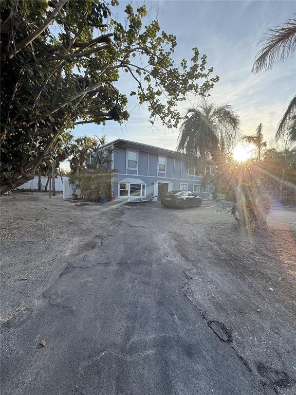 4439 Ocean Blvd in Siesta Key, FL - Foto de edificio - Building Photo