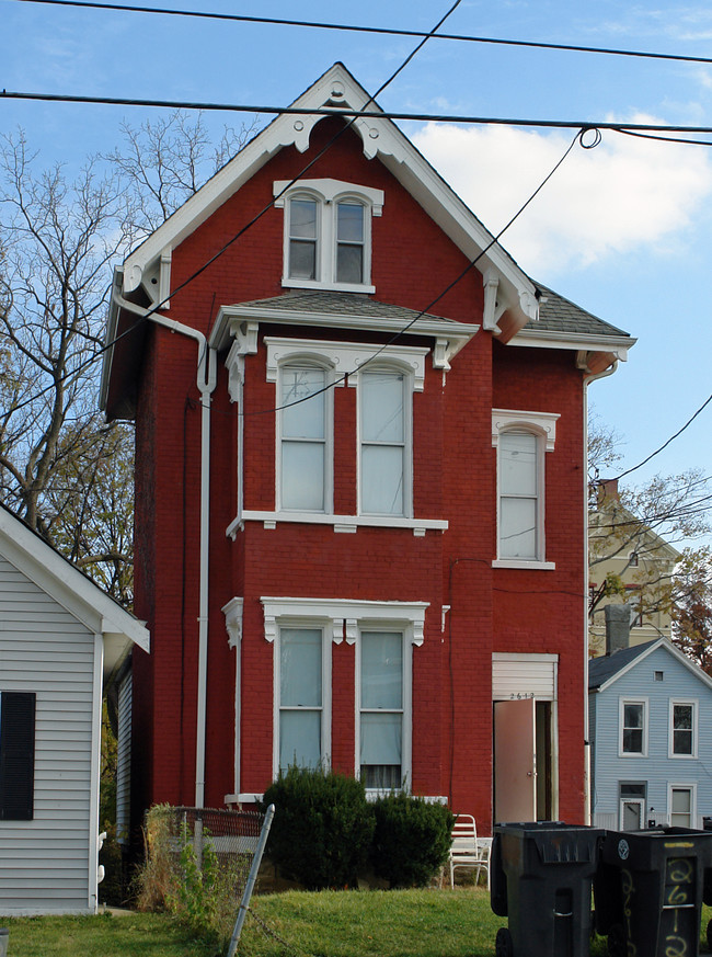 2612 Stanton Ave in Cincinnati, OH - Foto de edificio - Building Photo