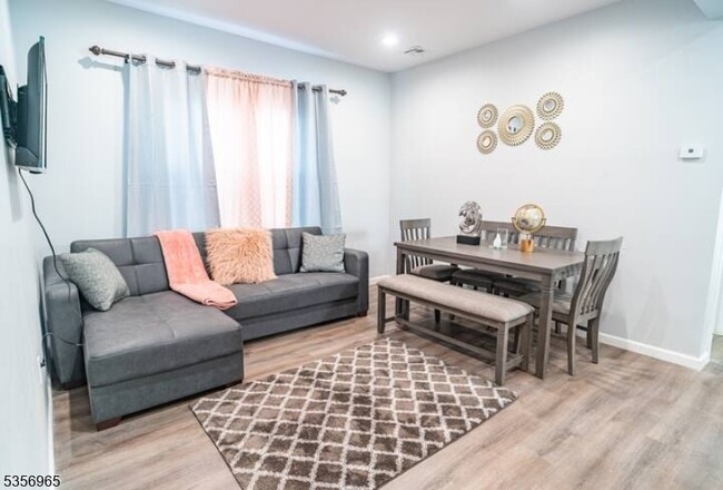 property at 135 Fabyan Pl
