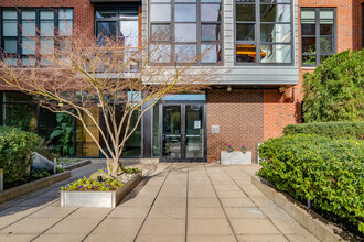 York Square in Philadelphia, PA - Foto de edificio - Building Photo