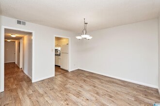 3011 Massey Rd in Vestavia Hills, AL - Building Photo - Building Photo