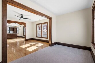 3433 Snelling Ave in Minneapolis, MN - Building Photo - Building Photo