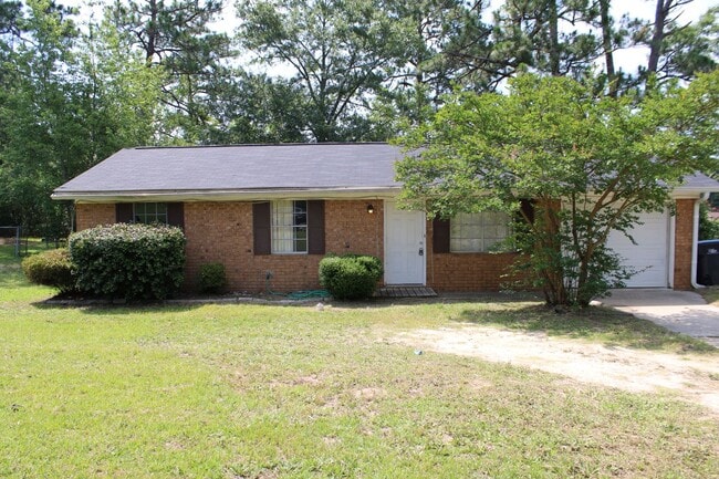 property at 3430 Kensington Dr S