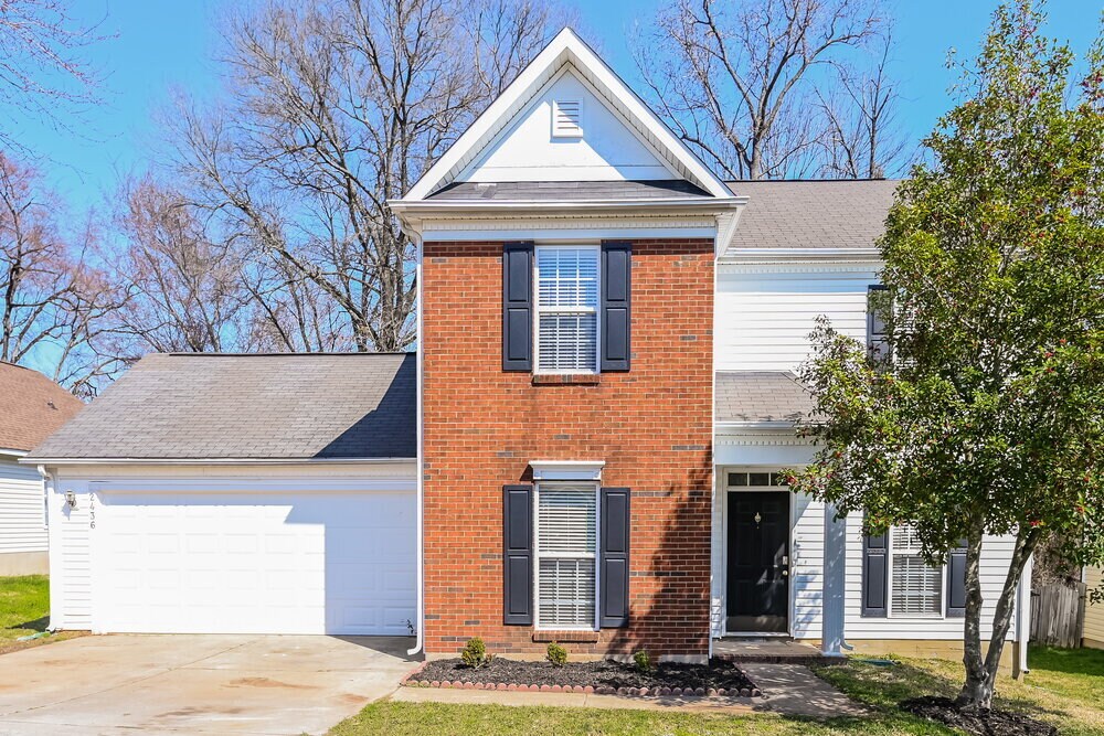 2436 Celosia Dr in Charlotte, NC - Building Photo