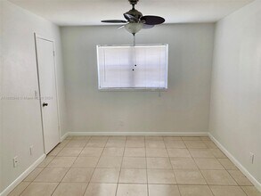 4089 NW 87th Ave-Unit -0 in Sunrise, FL - Building Photo - Building Photo