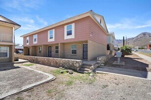 3702 Keltner Ave in El Paso, TX - Building Photo