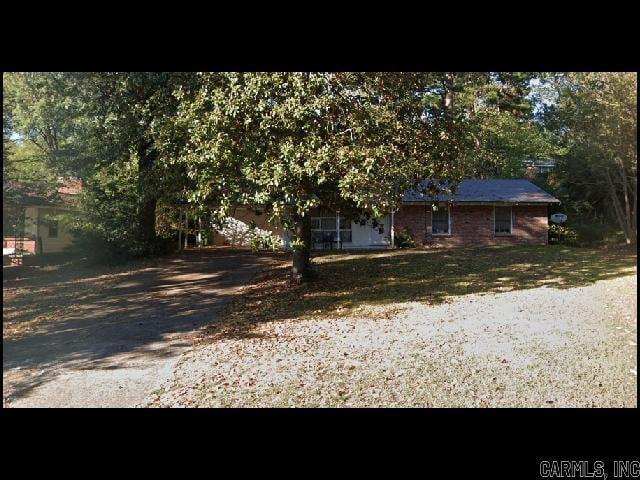 7518 F St in Little Rock, AR - Building Photo