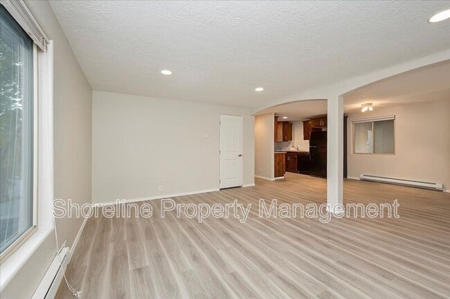 property at 2085 Brittany Ln