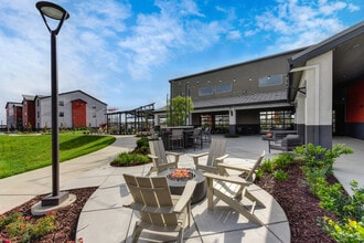 The Atherton in Manteca, CA - Building Photo - Building Photo