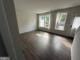 9188 Snowden Ashford Rd in Lorton, VA - Building Photo