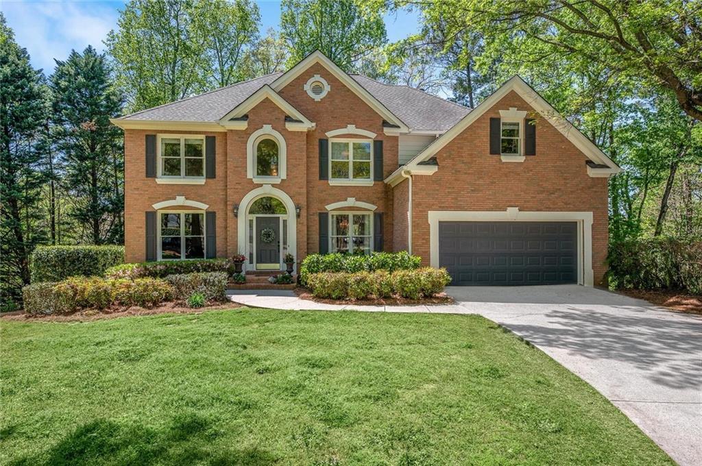 1570 Wynridge Path in Alpharetta, GA - Building Photo