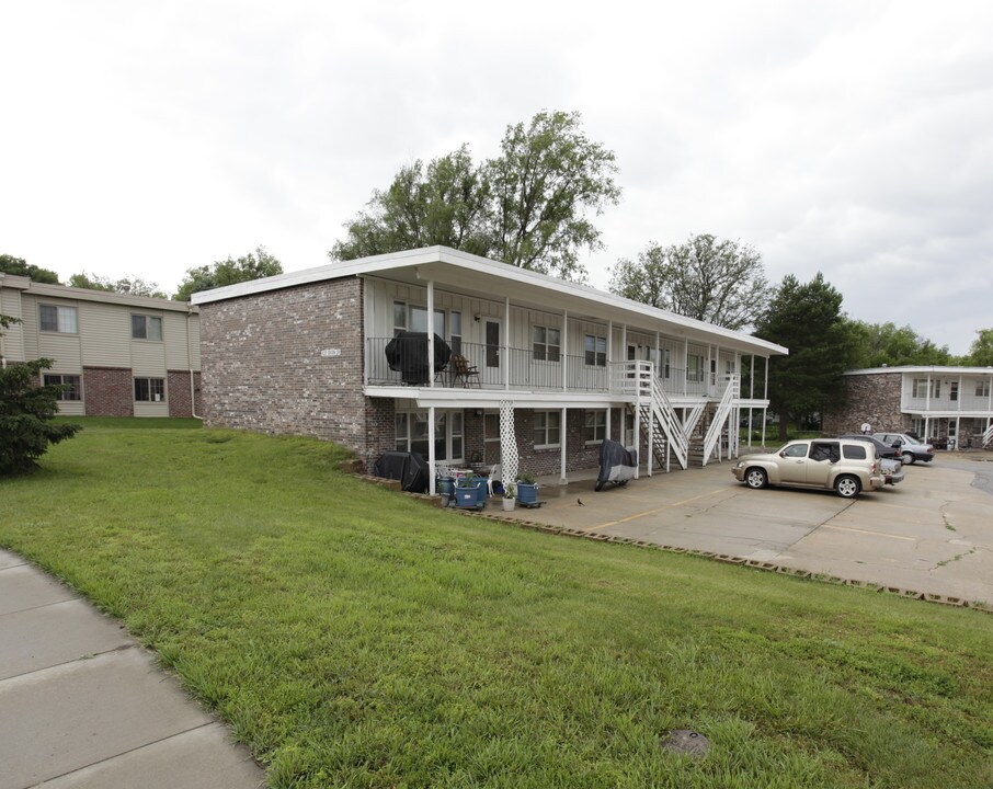 4140-4200 Edison Cir in Lincoln, NE - Foto de edificio