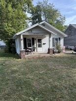 1536 E Decatur St in Decatur, IL - Building Photo