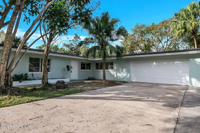 2416 Lee Ave in Melbourne, FL - Building Photo - Building Photo