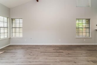 200 Pecan Dr in League City, TX - Building Photo - Building Photo