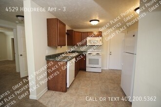 4529 Holdrege St in Lincoln, NE - Building Photo - Building Photo