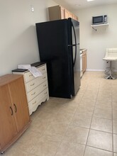 4505 Pershing Dr, Unit #3 STUDIO APT. FOR ONE in El Paso, TX - Building Photo - Building Photo