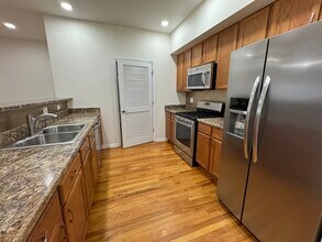 2155 W Warren Blvd in Chicago, IL - Building Photo - Building Photo