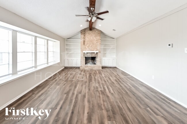 8222 Streamside Dr in Houston, TX - Building Photo - Building Photo