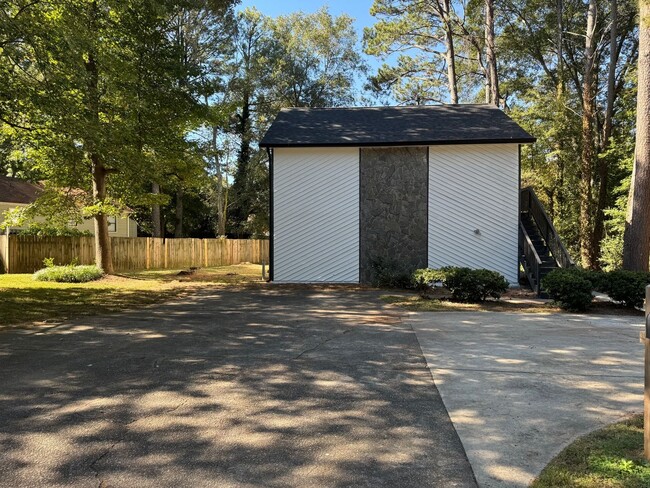 4029 Hawthorne Cir in Smyrna, GA - Building Photo - Building Photo