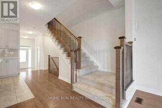 252 Tim Sheehan Pl in Ottawa, ON - Building Photo - Building Photo