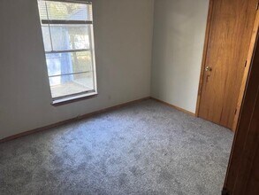 121 8th St SE in Paris, TX - Building Photo - Building Photo