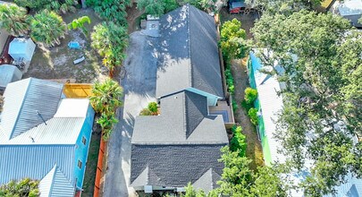1611 Lake Ave in Panama City, FL - Building Photo - Building Photo