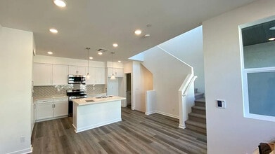 9610 New Morning Pl in Rancho Cucamonga, CA - Building Photo - Building Photo