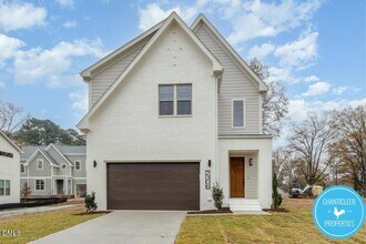 2307 Broad St in Durham, NC - Foto de edificio - Building Photo