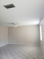 1701 W Samano St, Unit 6